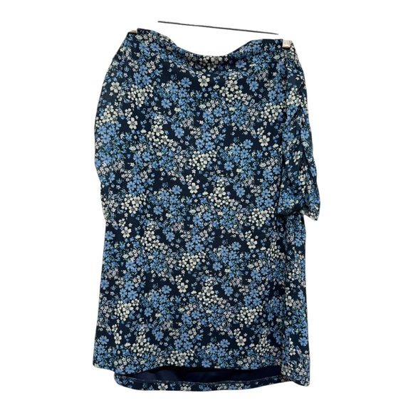 Morgan Taylor Navy Floral Blouse - Picture 3 of 3